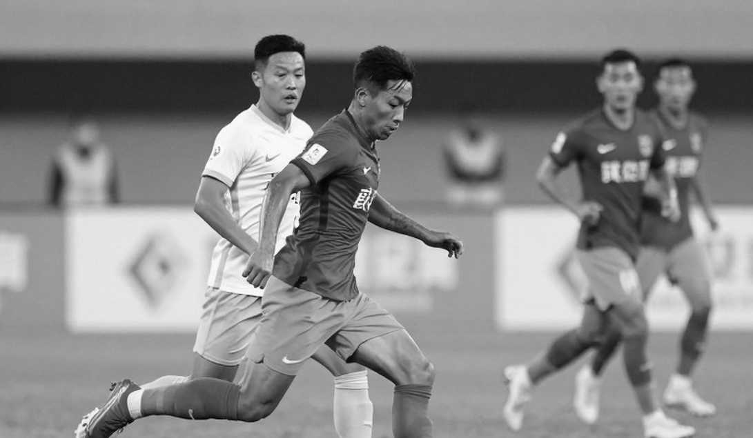 Kinh tế học suất xuất ngoại: vì sao J.League bán cầu thủ rẻ hơn giá trị thật