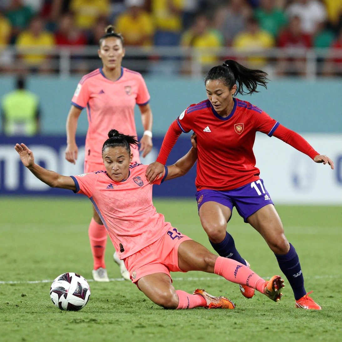Đan Mạch 2-0 Wales: Wales thua ở lớp đất thứ hai