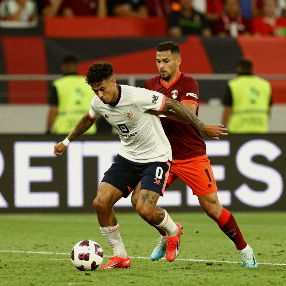 When data breaks midstream: Lessons from a football analytical framework that couldn't run When data breaks midstream: Lessons from a football analytical framework that couldn't run