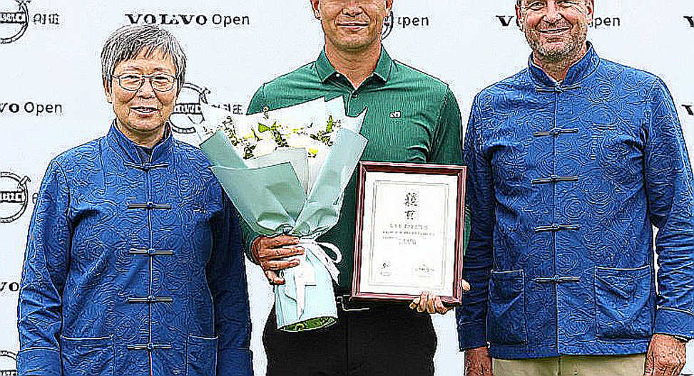 Cơn gió Lahinch và hai triết lý tập luyện: Cuộc chiến Walker Cup 2026 bắt đầu từ những hố golf cuối