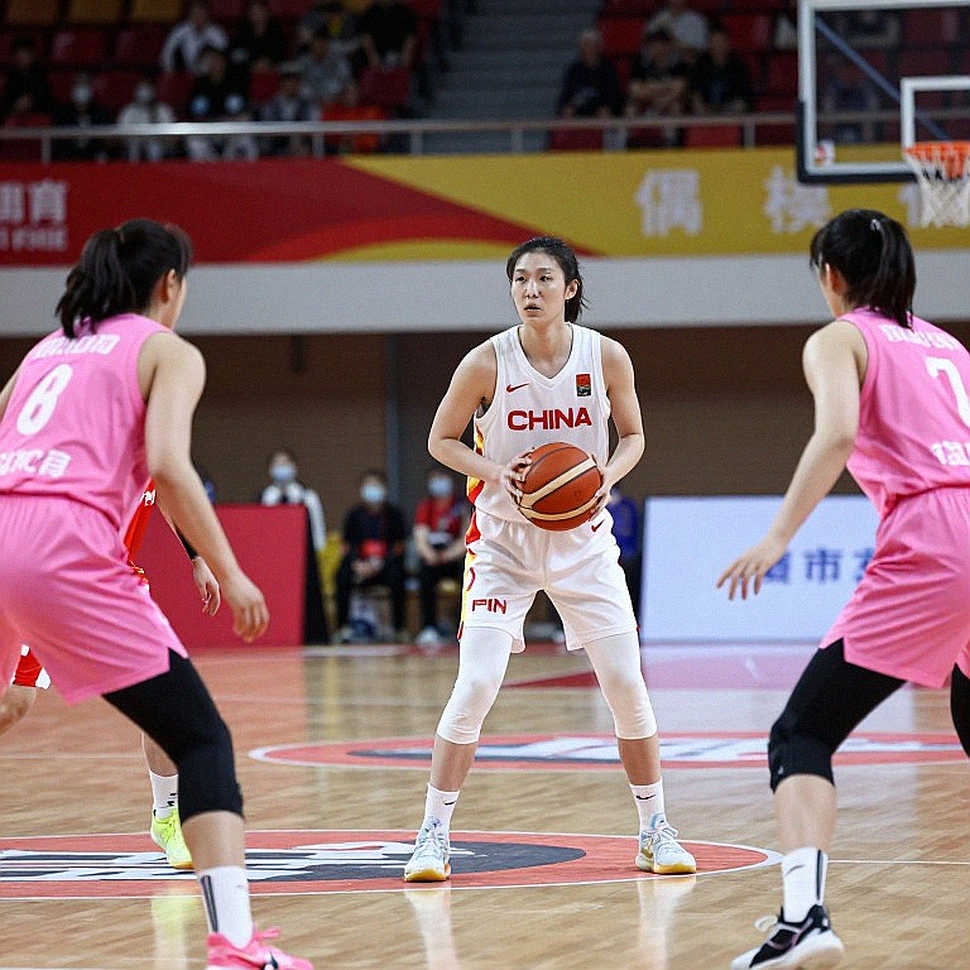 Trung Quốc 1-0 Việt Nam sau hiệp phụ: 61% thời lượng bóng và khoảng trống không được lấp Trung Quốc 1-0 Việt Nam sau hiệp phụ: 61% thời lượng bóng và khoảng trống không được lấp
