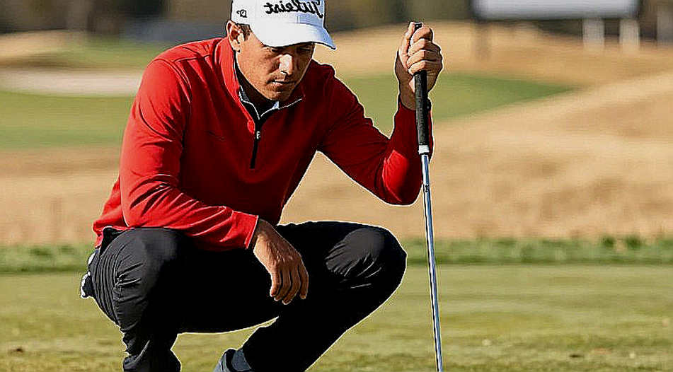 Doonbeg và khoảng cách 18 gậy: Khi Trump bắt tay Koepka, người ta bỏ quên Shane Lowry Doonbeg và khoảng cách 18 gậy: Khi Trump bắt tay Koepka, người ta bỏ quên Shane Lowry