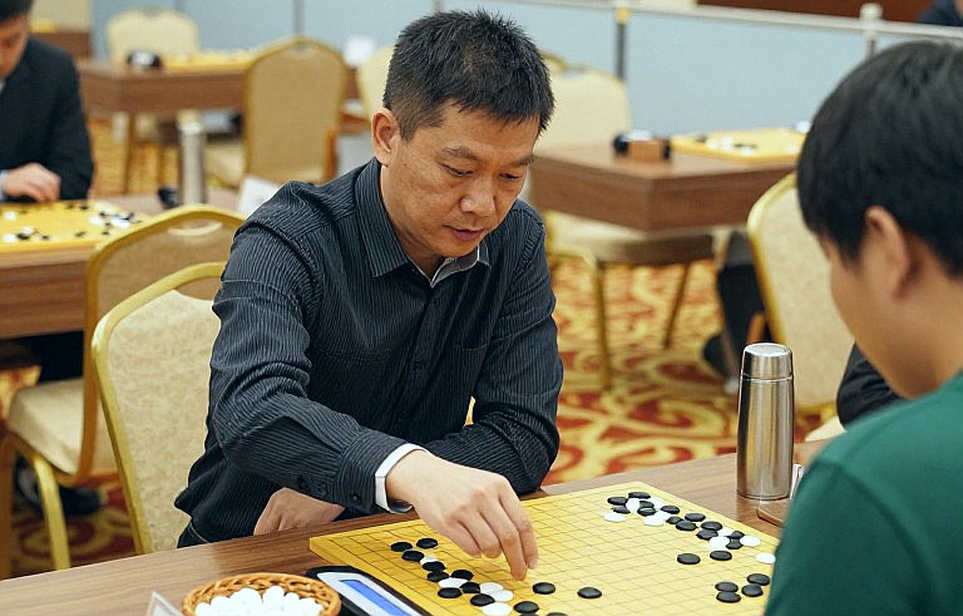 The Silent Board: Data Gaps and the Trap of Chess Analysis in the Engine Age