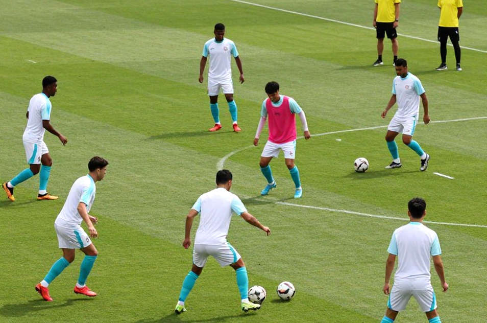When VAR Gets the Wrong Pitch: A Football Analysis Defaults to the 'Makkah Defence Alliance' Story When VAR Gets the Wrong Pitch: A Football Analysis Defaults to the 'Makkah Defence Alliance' Story