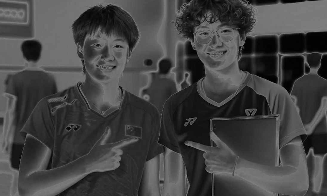 Alwi Farhan đánh tập cùng Kento Momota trước Asian Games 2026: một buổi tập và những khoảng trống dữ liệu