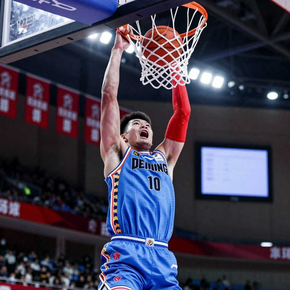 Markus Howard, Baskonia và bảng tính ba mùa: 10 phút, 4,7 điểm và một chữ DNP
