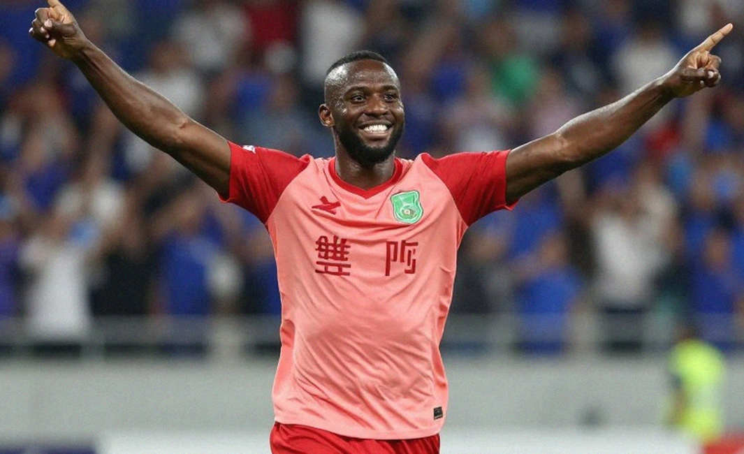 Vòng 1 BRI Super League: Khi sáu kẻ dẫn đầu cùng cười, bóng đá Indonesia vẽ nên một câu thơ không ai gieo vần Vòng 1 BRI Super League: Khi sáu kẻ dẫn đầu cùng cười, bóng đá Indonesia vẽ nên một câu thơ không ai gieo vần