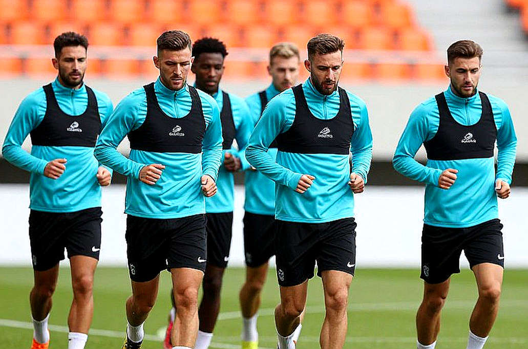 Man City, chiếc huy chương treo lơ lửng và khoảng trống định giá mà Premier League không thể lấp