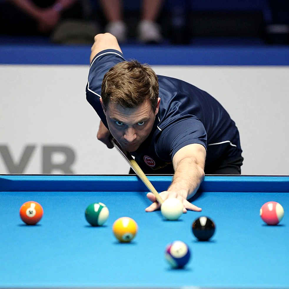 Aaron Hill Thất Bại Trước Jak Jones Ở Vòng 16 Giải British Open 2026, Mở Rộng Chuỗi Thi Đấu Vô Địch