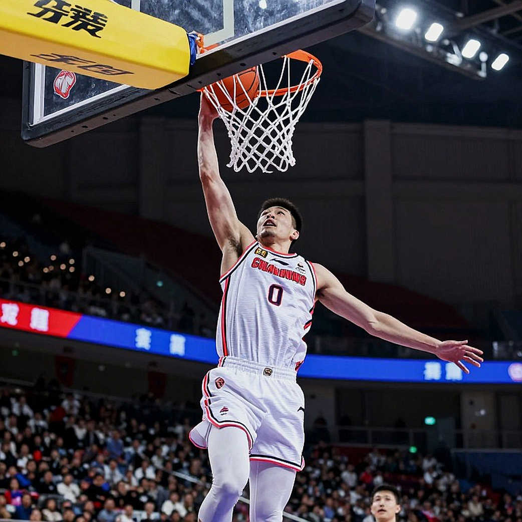 Türk Telekom đánh bại Dubai Basketball tại Gloria Cup: Petrusev ghi 21 điểm nhưng trận giao hữu chưa nói lên tất cả Türk Telekom đánh bại Dubai Basketball tại Gloria Cup: Petrusev ghi 21 điểm nhưng trận giao hữu chưa nói lên tất cả