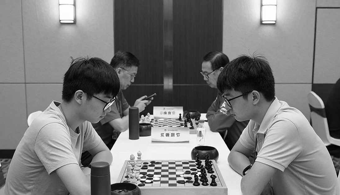 Gray trở lại sau 59 ngày giải nghệ: Khi bản hợp đồng chưa có giá, nhưng đã có người trả Gray trở lại sau 59 ngày giải nghệ: Khi bản hợp đồng chưa có giá, nhưng đã có người trả