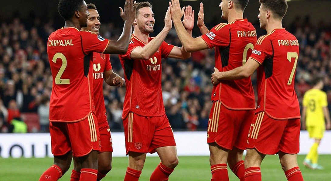 Juventus gọi lại Neto bằng hợp đồng tự do: Bài toán thủ môn sau chấn thương của Grabara
